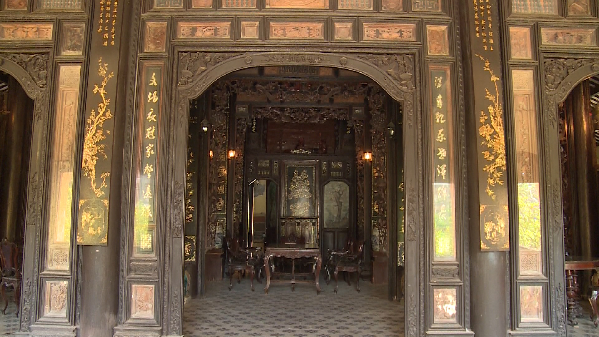 Khám phá nhà cổ hơn 100 năm tuổi ở Tiền Giang
